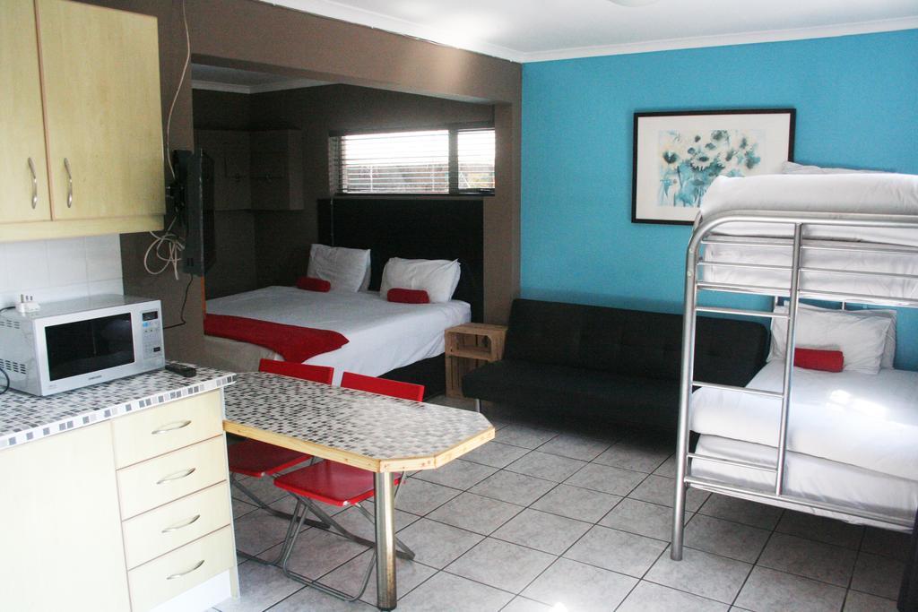 Colors Of Cape Town Lodge Exterior foto
